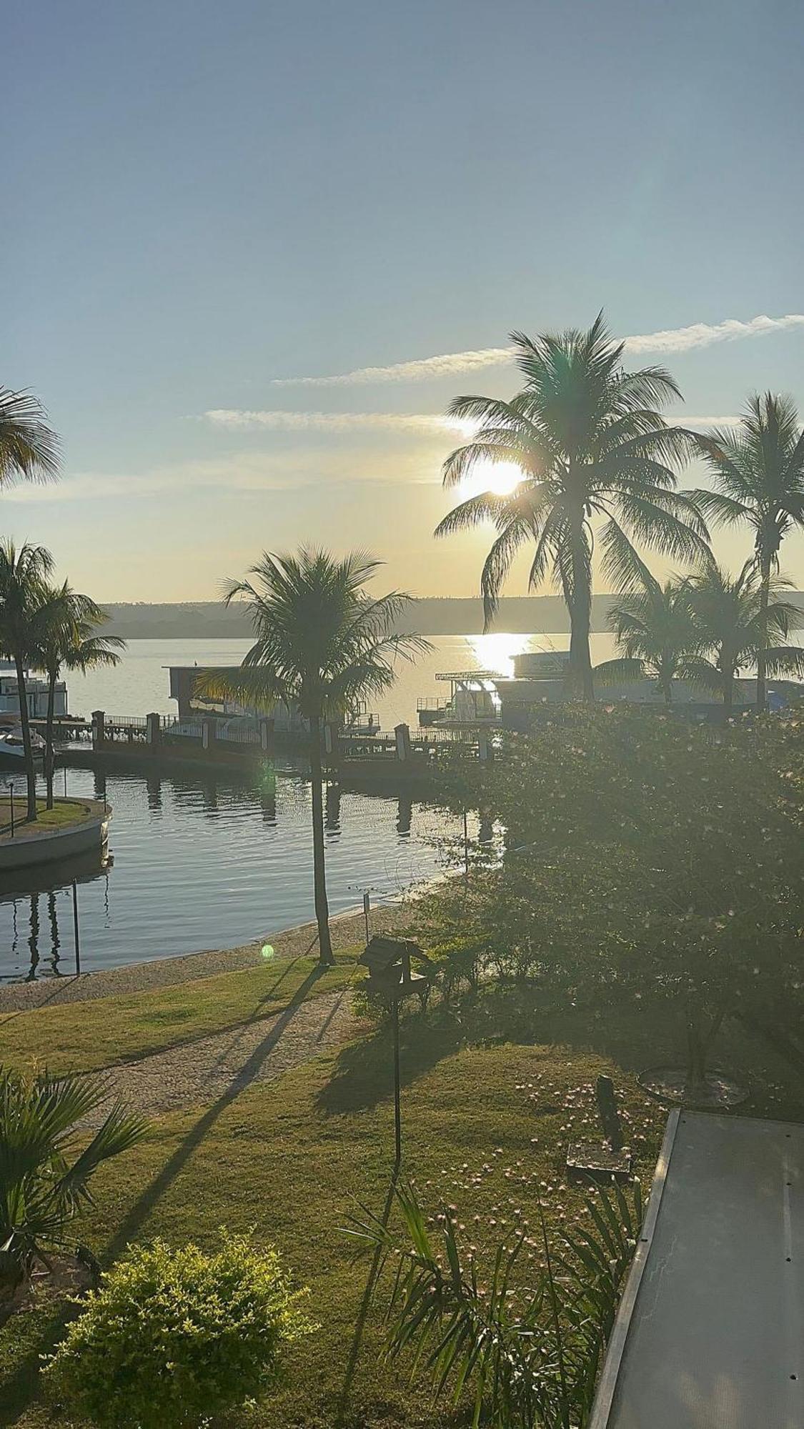 Flat 430 Lindo Com Vista Para O Lago Brezilya Dış mekan fotoğraf